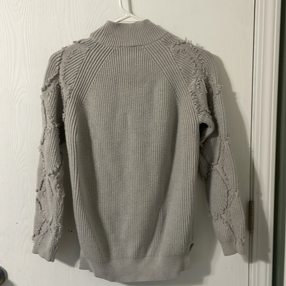 Coco Y Club CYC Heavy Knit Gray Sweater Size Small - Picture 4 of 5